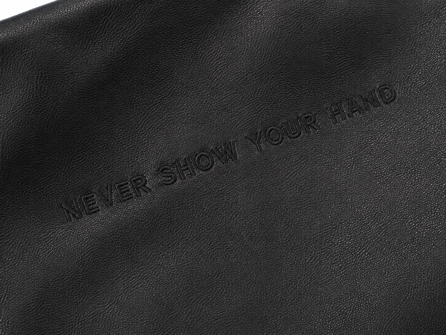 BLVCK PARIS Item 3