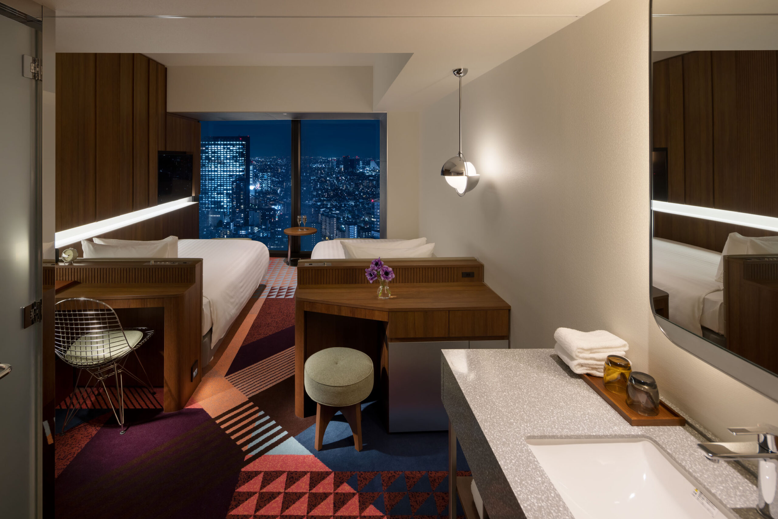 HOTEL GROOVE SHINJUKU 客室夜景